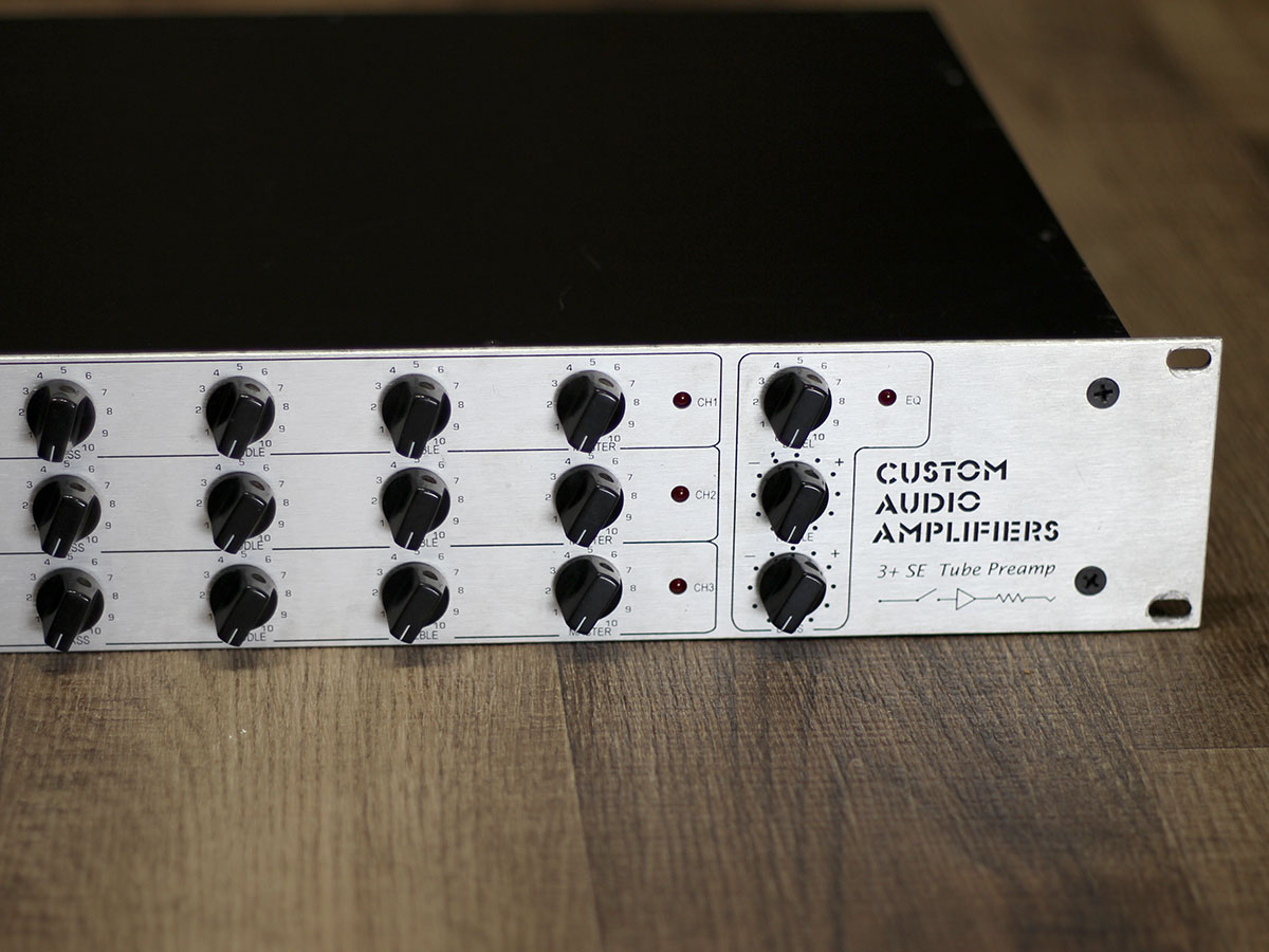 Custom Audio Amplifiers 3+SE - 3.jpg