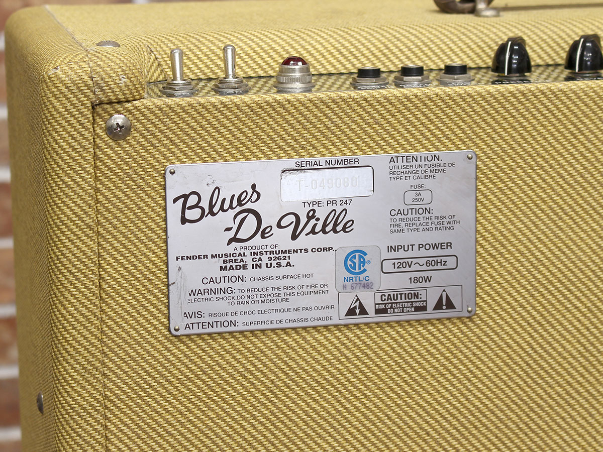 Fender Blues DeVille 410 Combo - 8.jpg