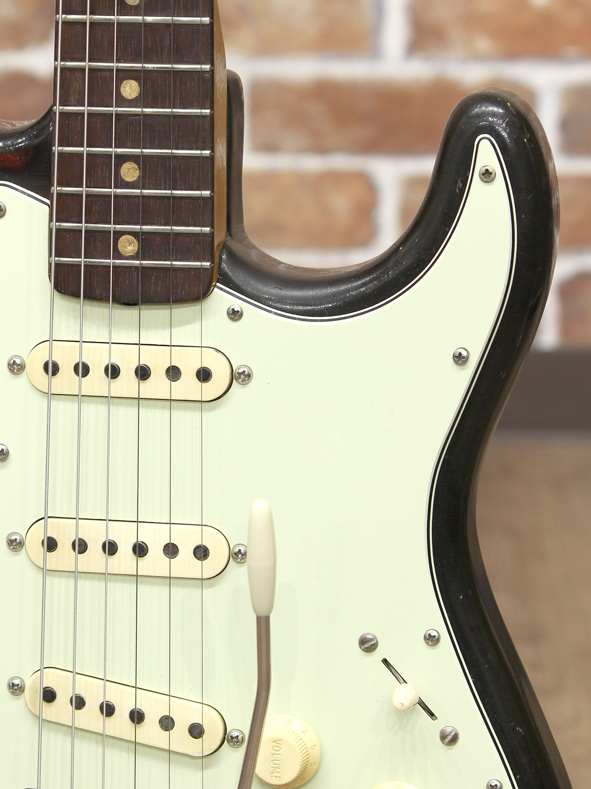 Fender 1964 Stratocaster A-Neck - 18.jpg