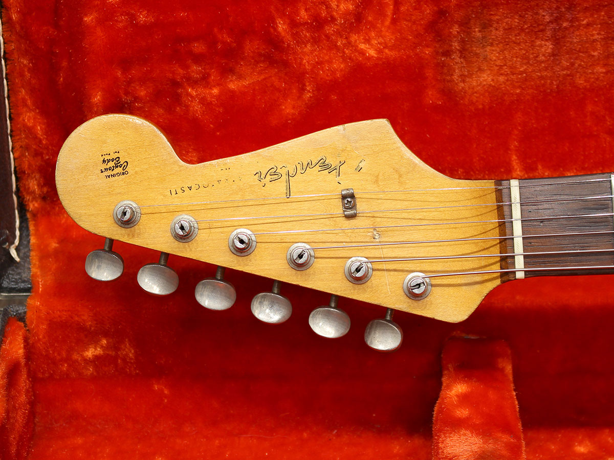 Fender 1964 Stratocaster A-Neck - 2.jpg