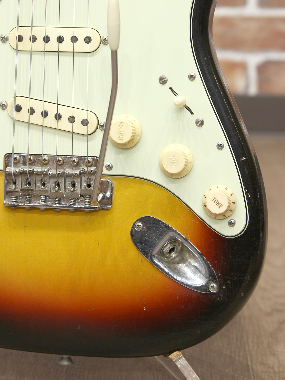 Fender 1964 Stratocaster A-Neck - 20.jpg