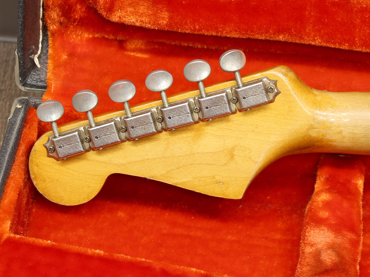 Fender 1964 Stratocaster A-Neck - 6.jpg