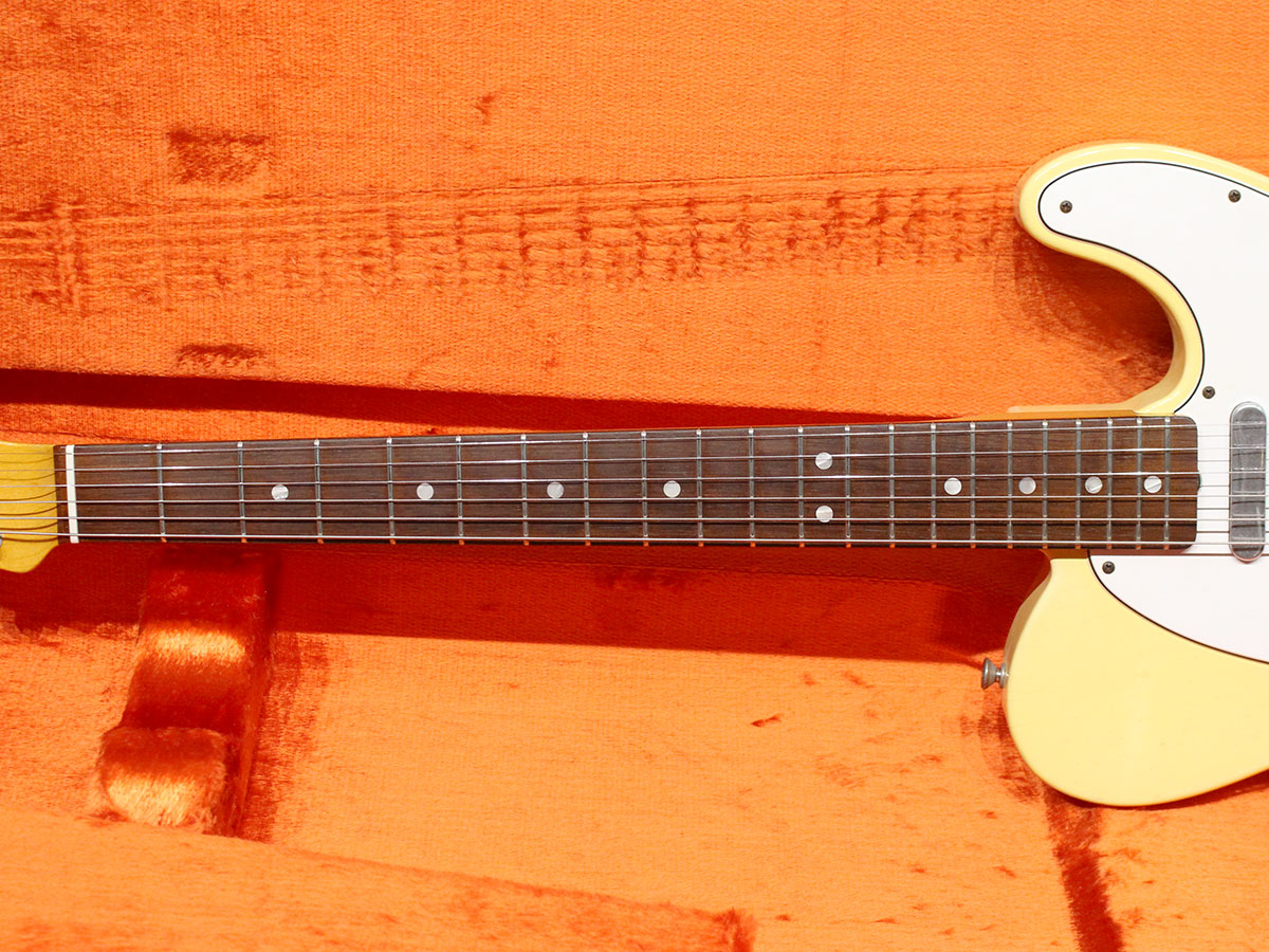 Fender Custom Shop 1967 Telecaster Relic Aged Vintage White 2011 - 3.jpg