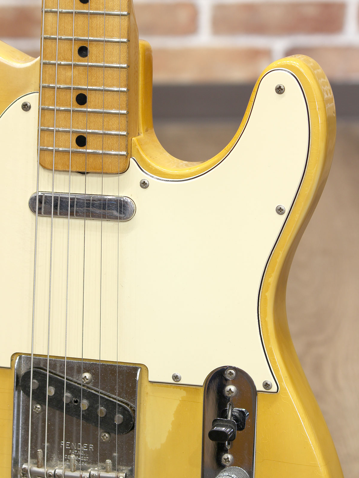 Fender 1971 Telecaster Blonde - 18.jpg