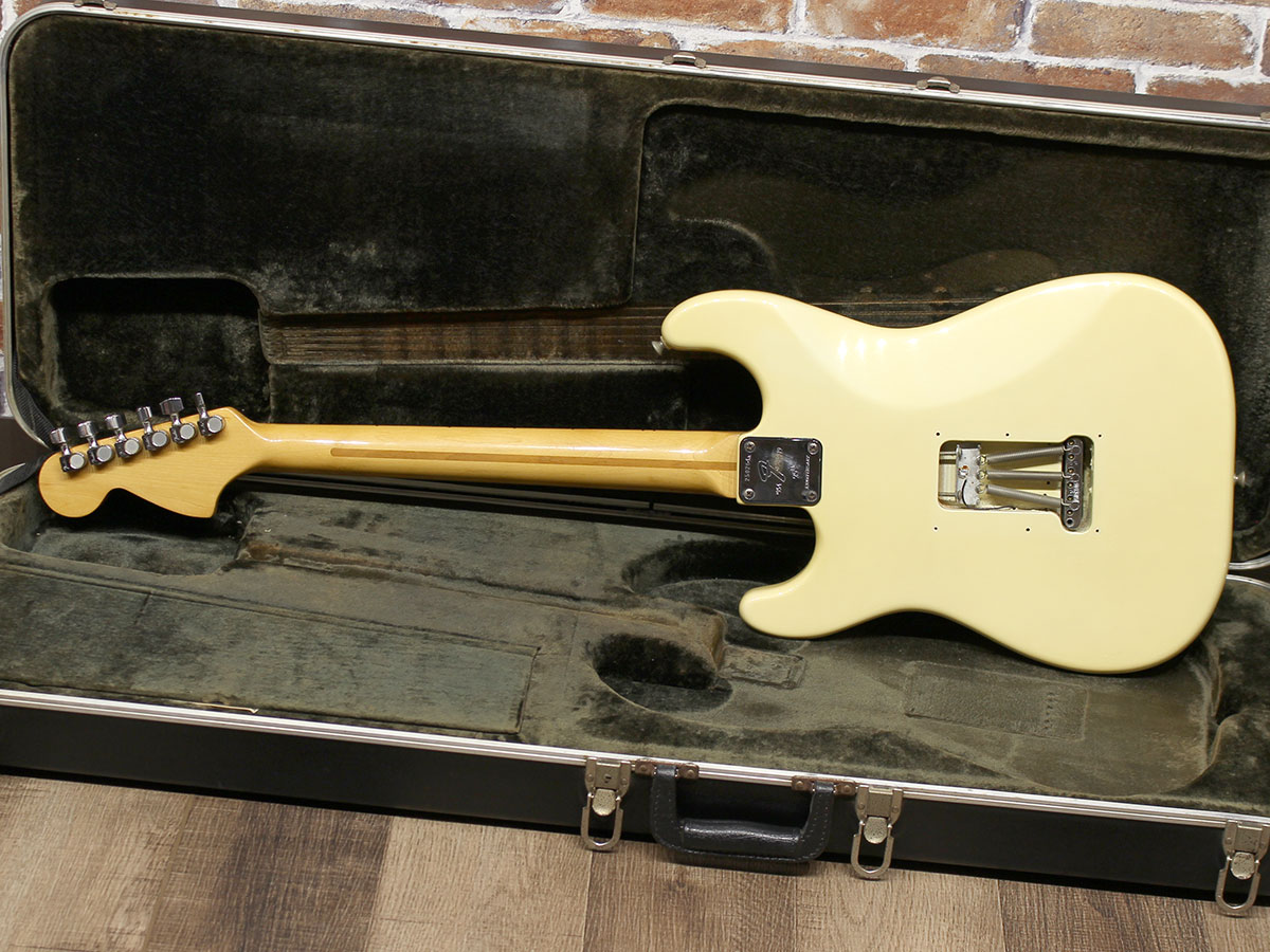 Fender 25th Anniversary Stratocaster Pearl White 1980 - 5.jpg