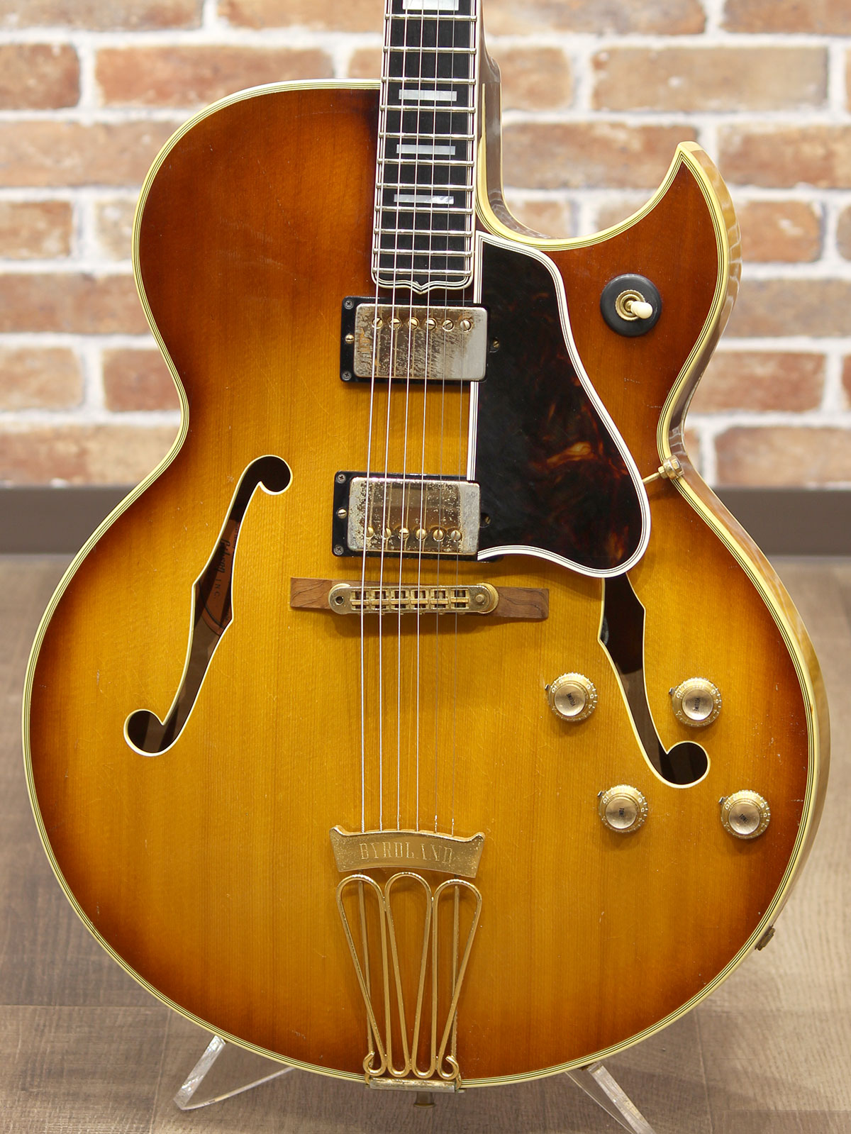 Gibson 1962-63 Byrdland ” owned by Jim Messina” - 17.jpg