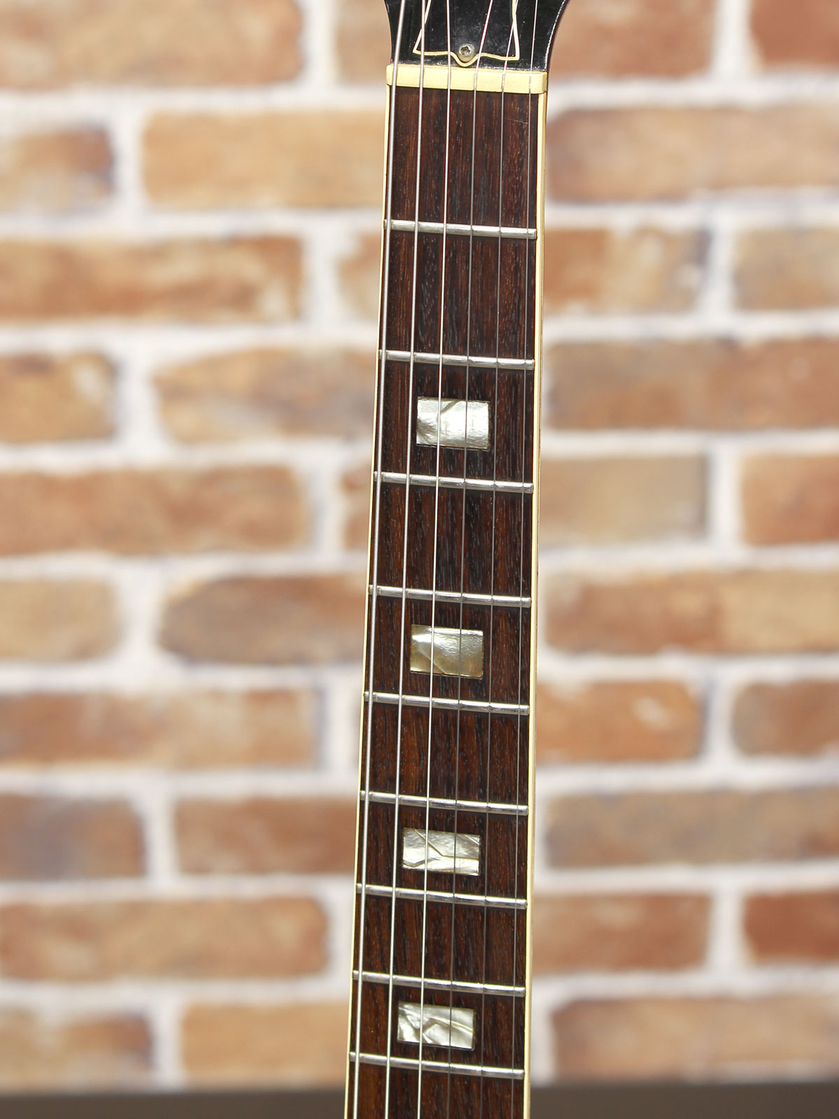Gibson 1966 ES-335 - 11.jpg
