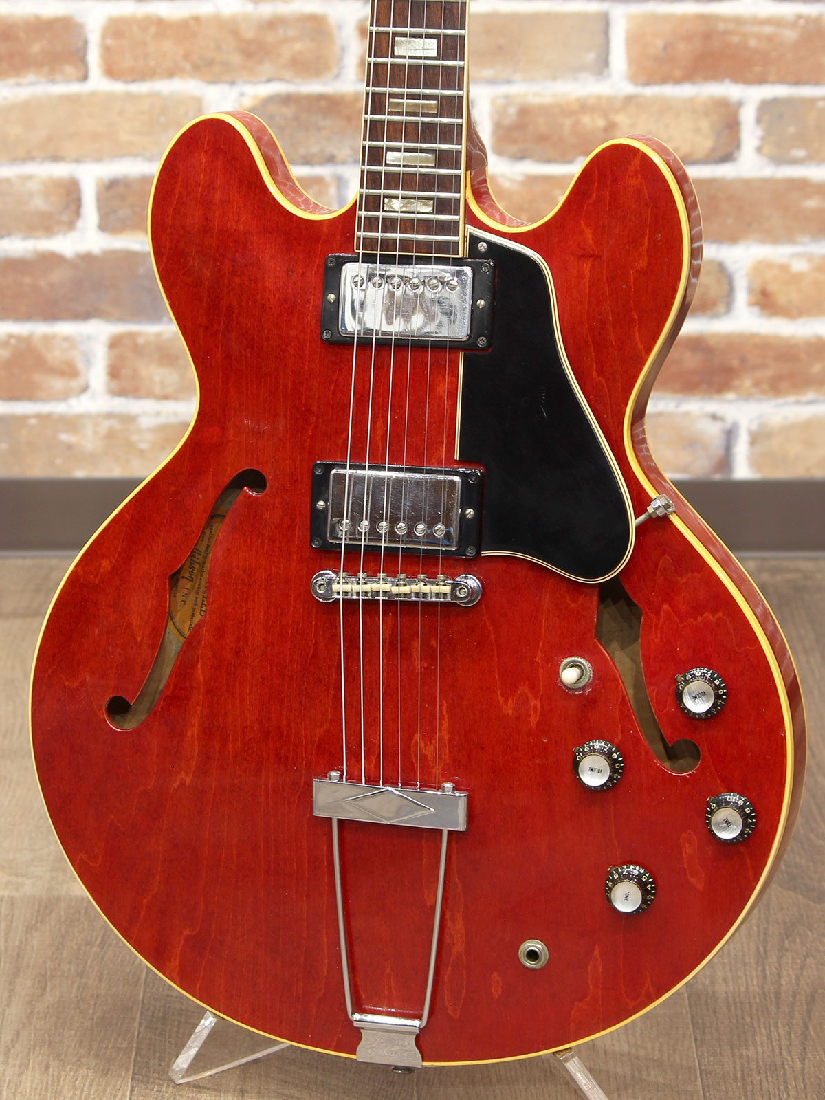 Gibson 1966 ES-335 - 13.jpg