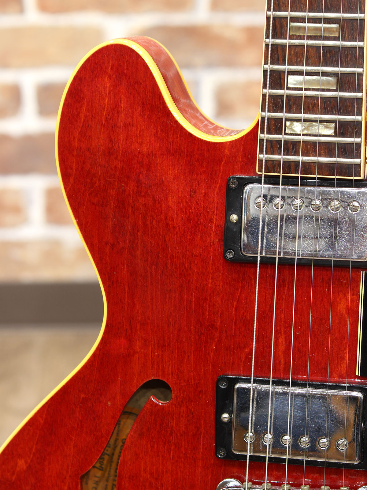 Gibson 1966 ES-335 - 14.jpg