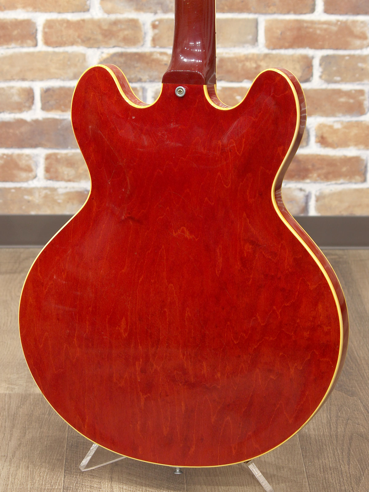 Gibson 1966 ES-335 - 22.jpg