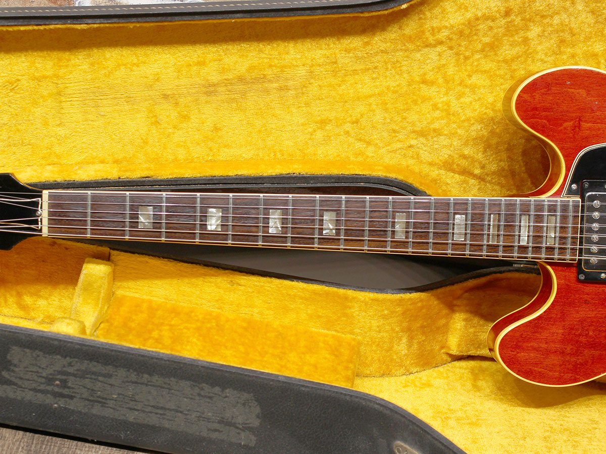 Gibson 1966 ES-335 - 3.jpg