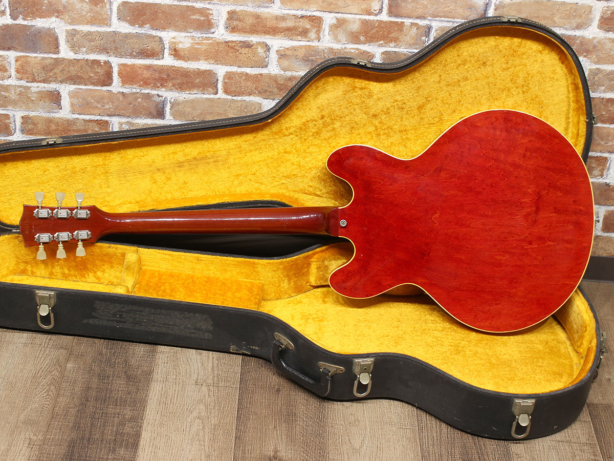 Gibson 1966 ES-335 - 5.jpg