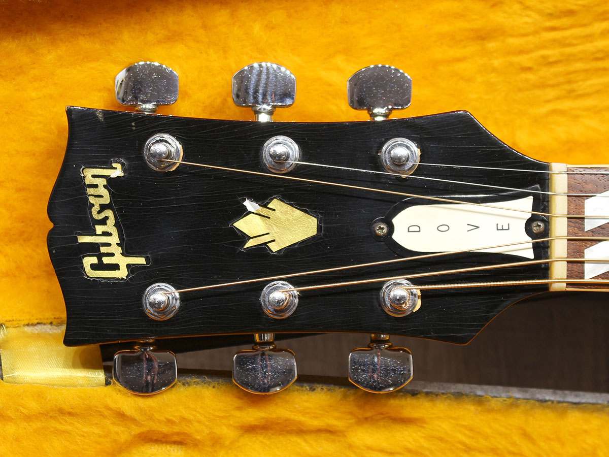 Gibson 1969 Dove Natural - 2.jpg